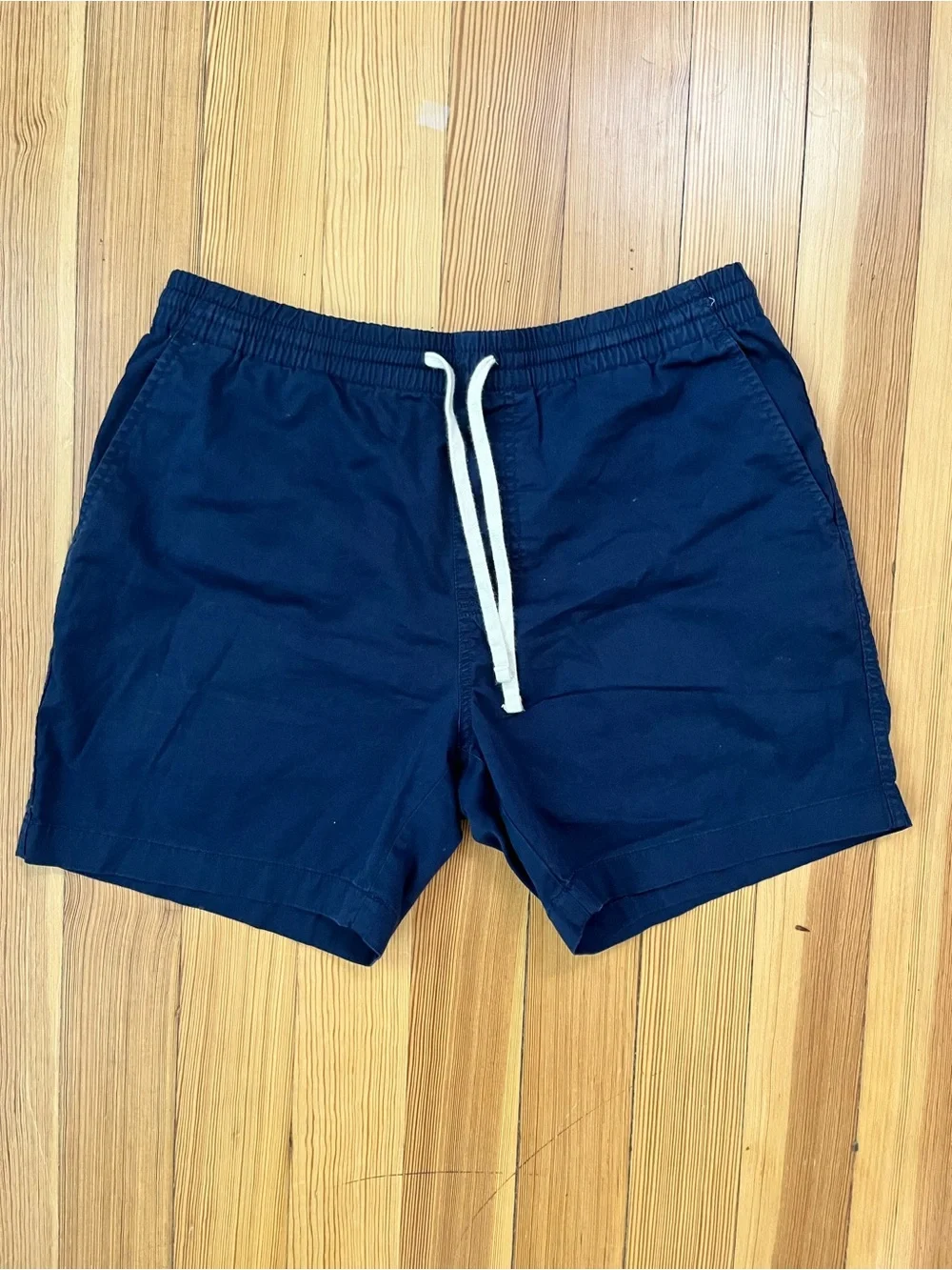 J. Crew Men’s Lightweight Navy Dock Shorts (M)